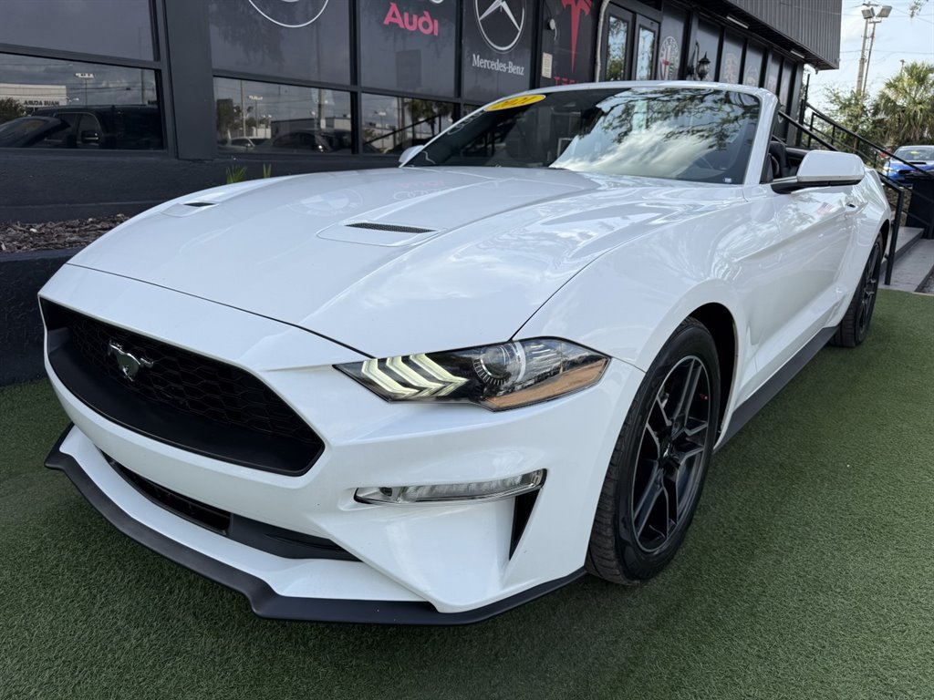 Used 2021 Ford Mustang Premium RWD image 1