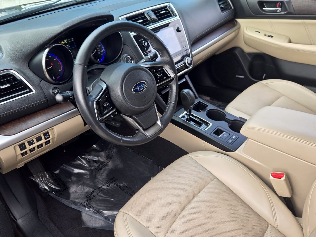 Used 2019 Subaru Outback 2.5i Limited AWD/4WD image 9