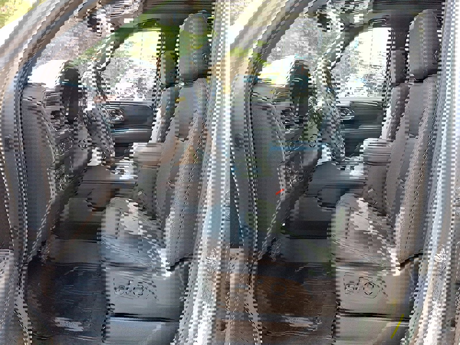 Certified 2023 Chevrolet Tahoe LT w/ LT Signature Plus Package image 11