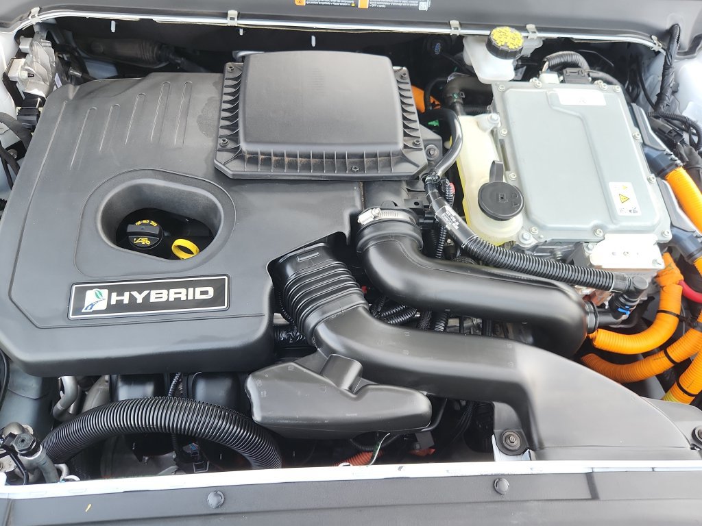 Used 2020 Ford Fusion Titanium FWD image 17