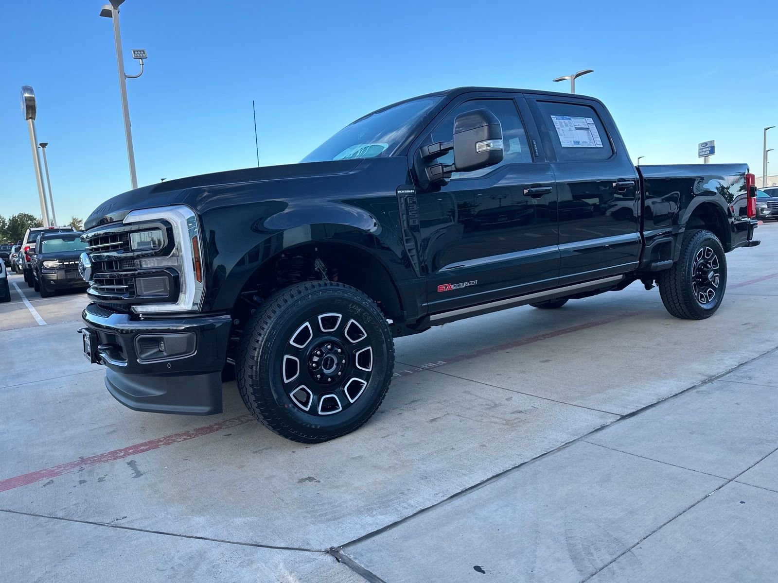 New 2026 Ford F350 Platinum w/ FX4 Off-Road Package