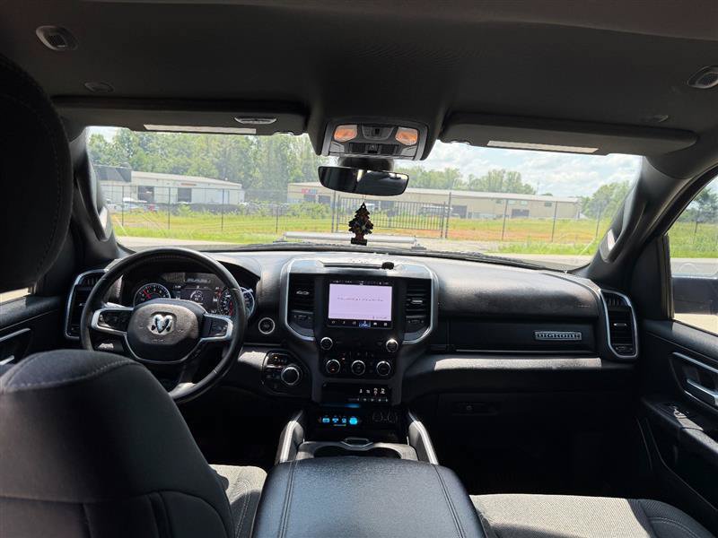 Used 2022 RAM 1500 Big Horn AWD/4WD image 19
