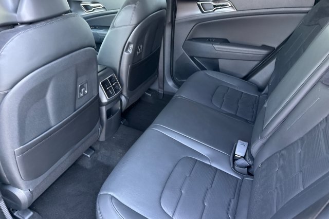 New 2027 Kia Sportage SX Prestige AWD/4WD image 14
