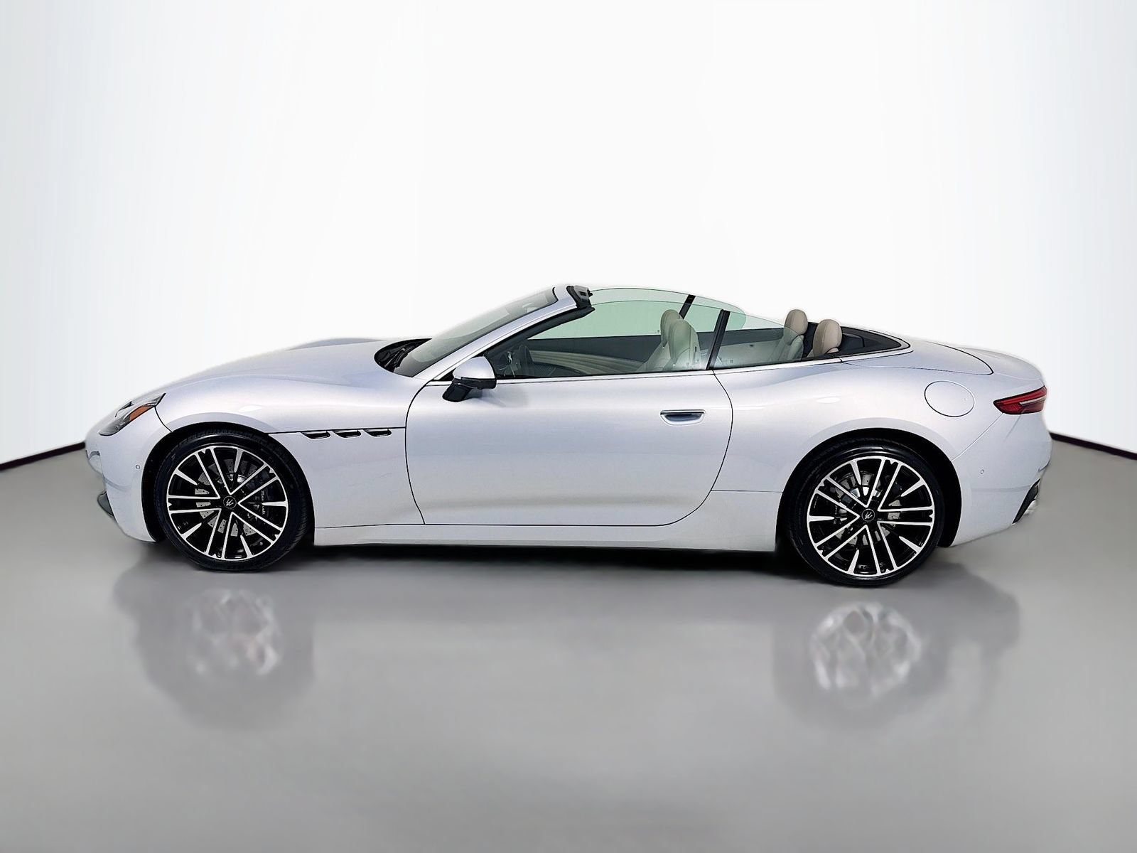 New 2026 Maserati GranCabrio Modena AWD/4WD image 5