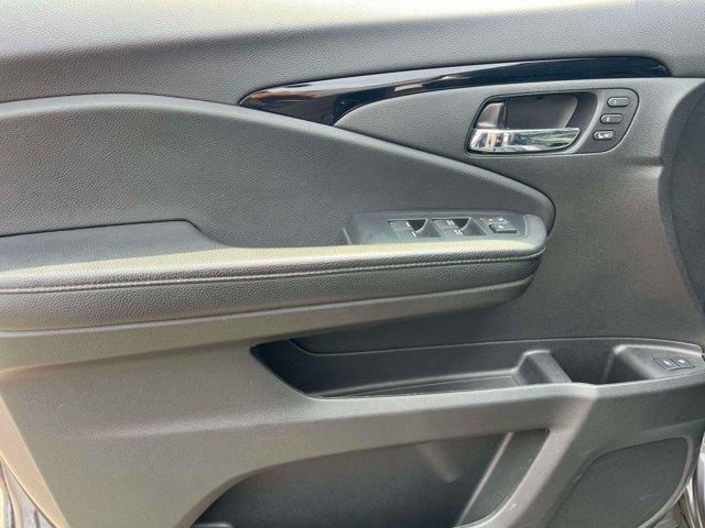 Used 2022 Honda Pilot Elite image 21
