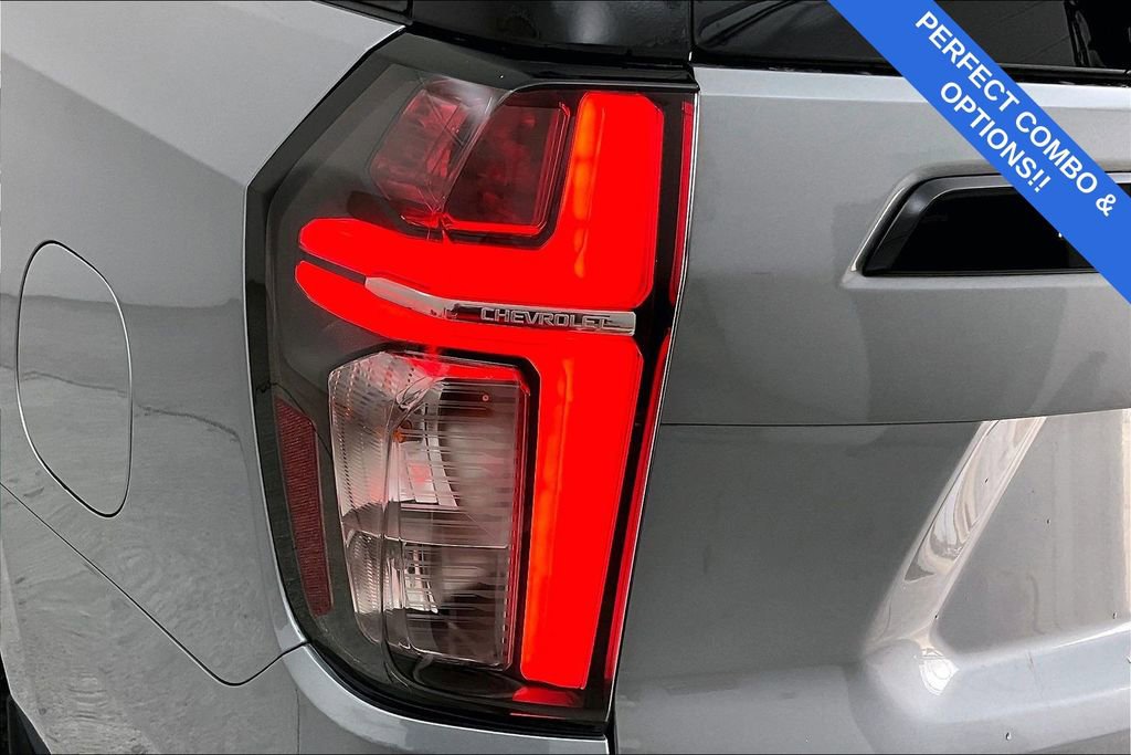 Used 2024 Chevrolet Suburban Z71 w/ Luxury Package image 42