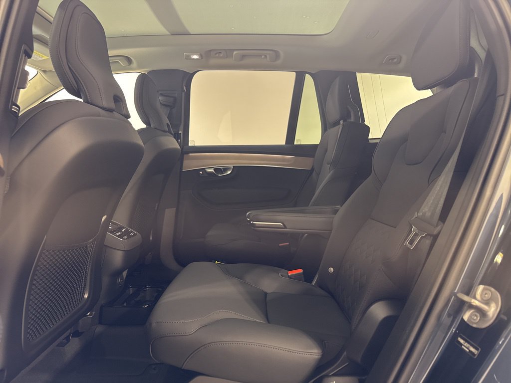 New 2026 Volvo XC90 B6 Plus w/ Protection Package AWD/4WD image 22