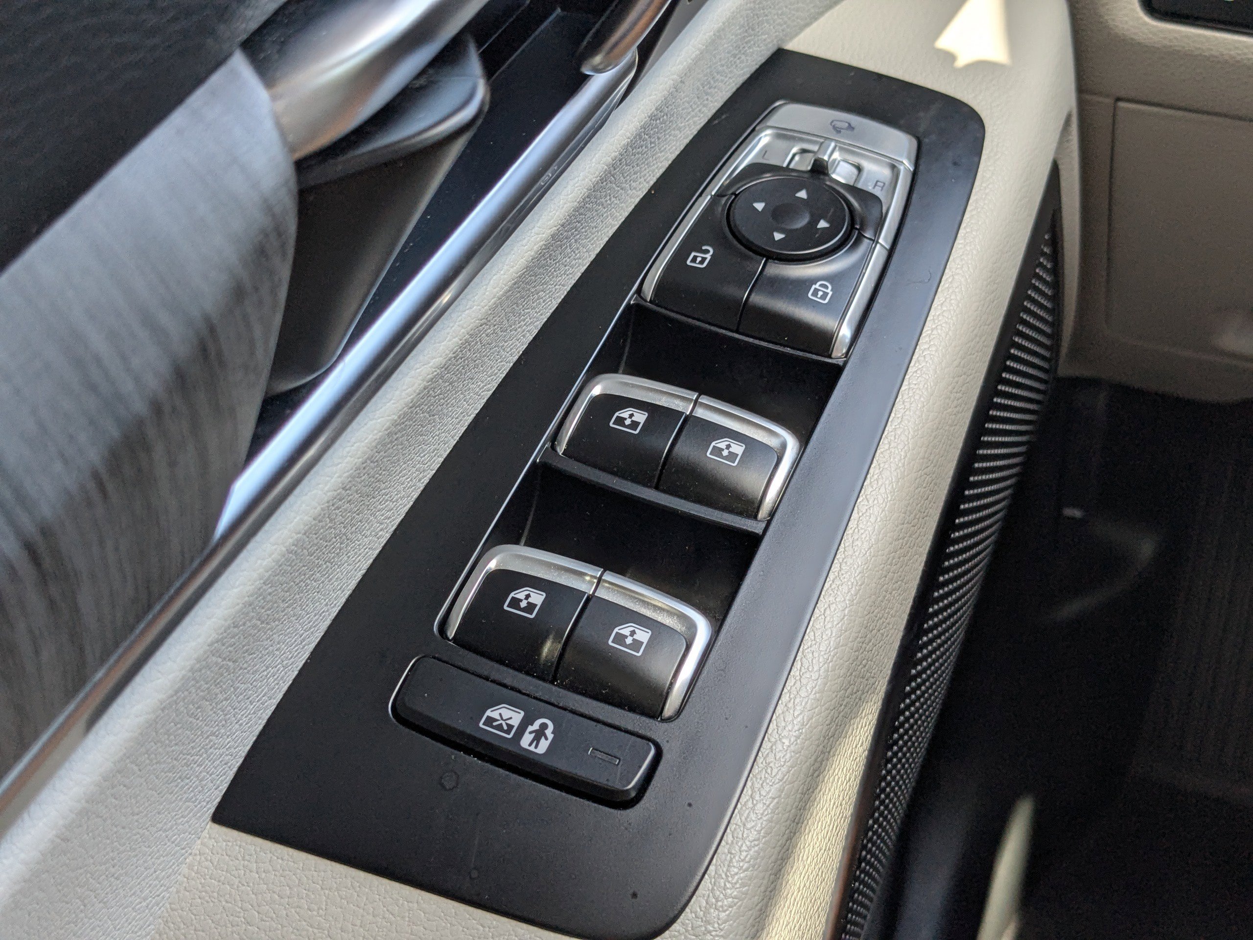 Certified 2024 Kia Telluride SX Prestige image 30