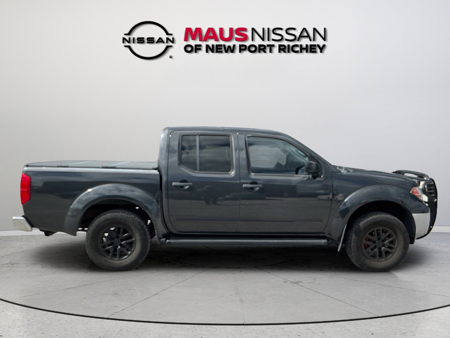 Used 2015 Nissan Frontier SV w/ SV Value Truck Package RWD image 10