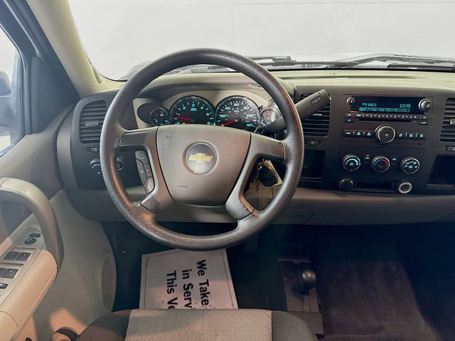 Used 2009 Chevrolet Silverado 3500 W/T AWD/4WD image 21