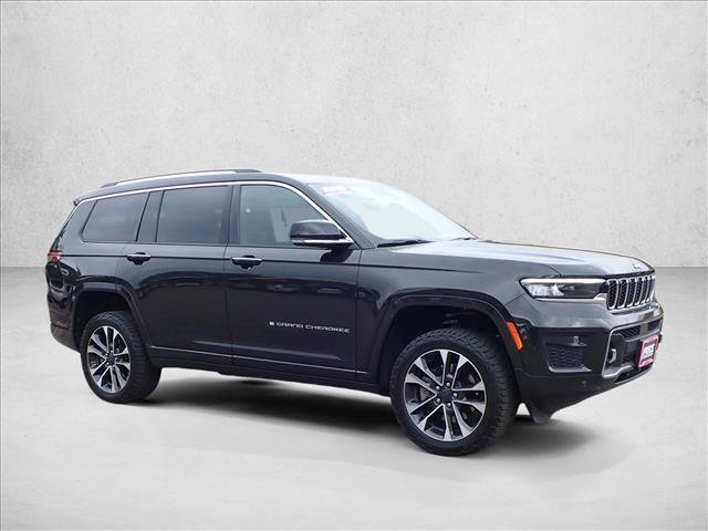 Used 2022 Jeep Grand Cherokee L Overland w/ Luxury Tech Group IV AWD/4WD image 6