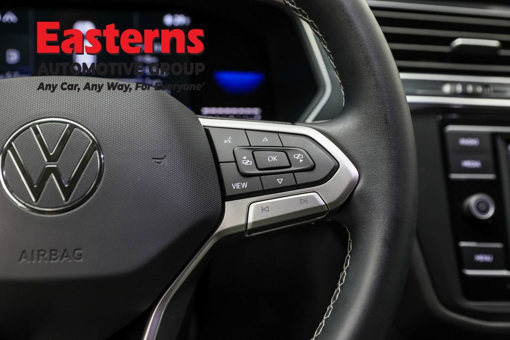 Used 2022 Volkswagen Tiguan S image 16