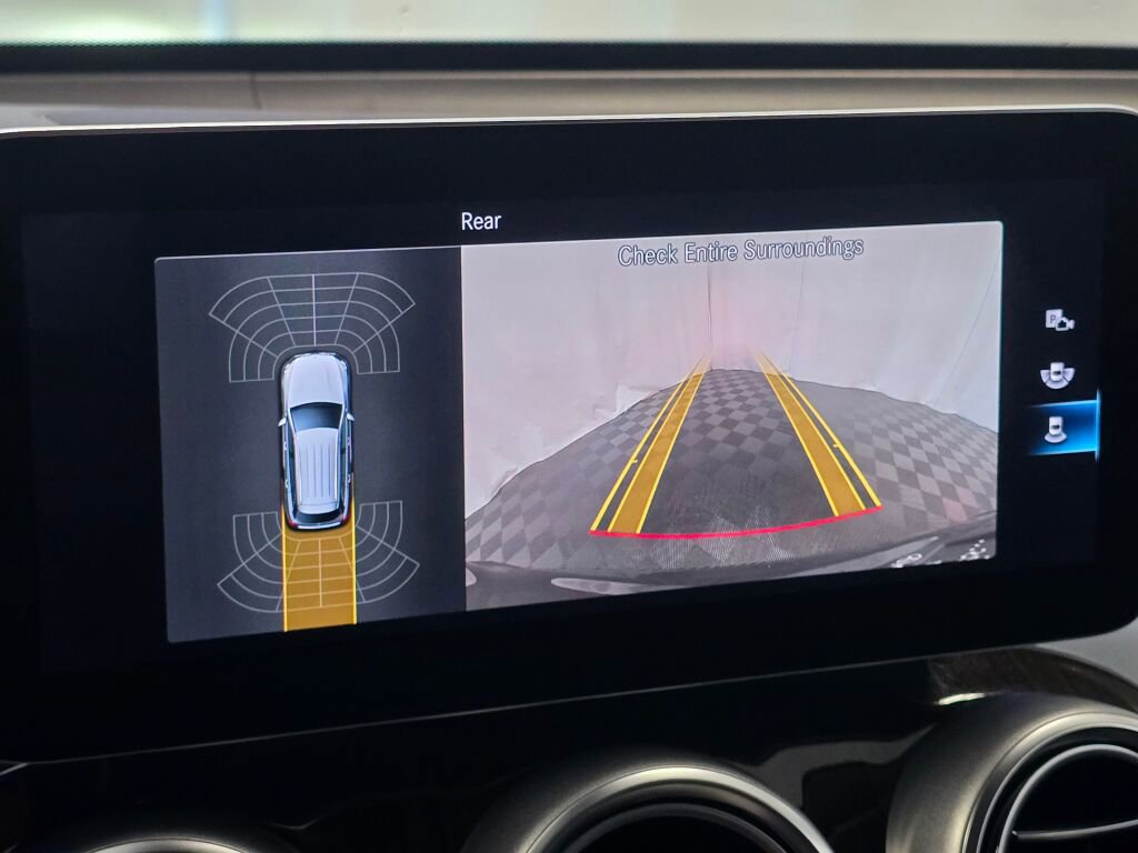 Used 2022 Mercedes-Benz GLC 300 GLC 300 image 38