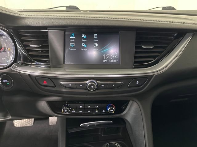 Used 2018 Buick Regal Preferred image 21