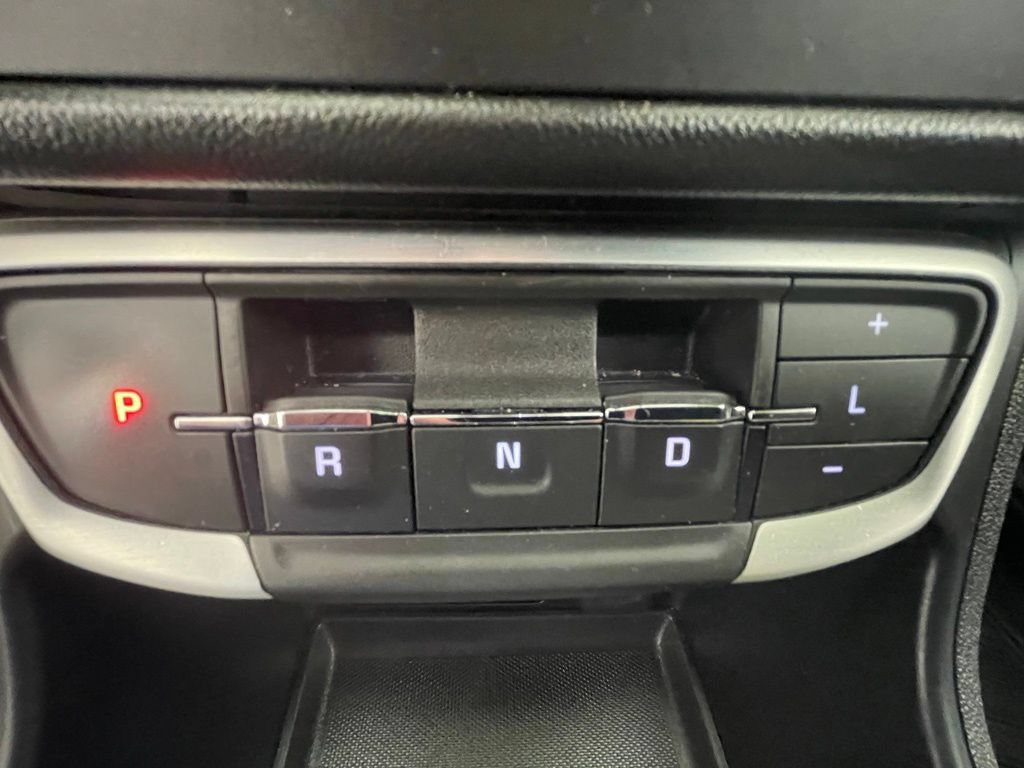 Used 2024 GMC Terrain SLT AWD/4WD image 26