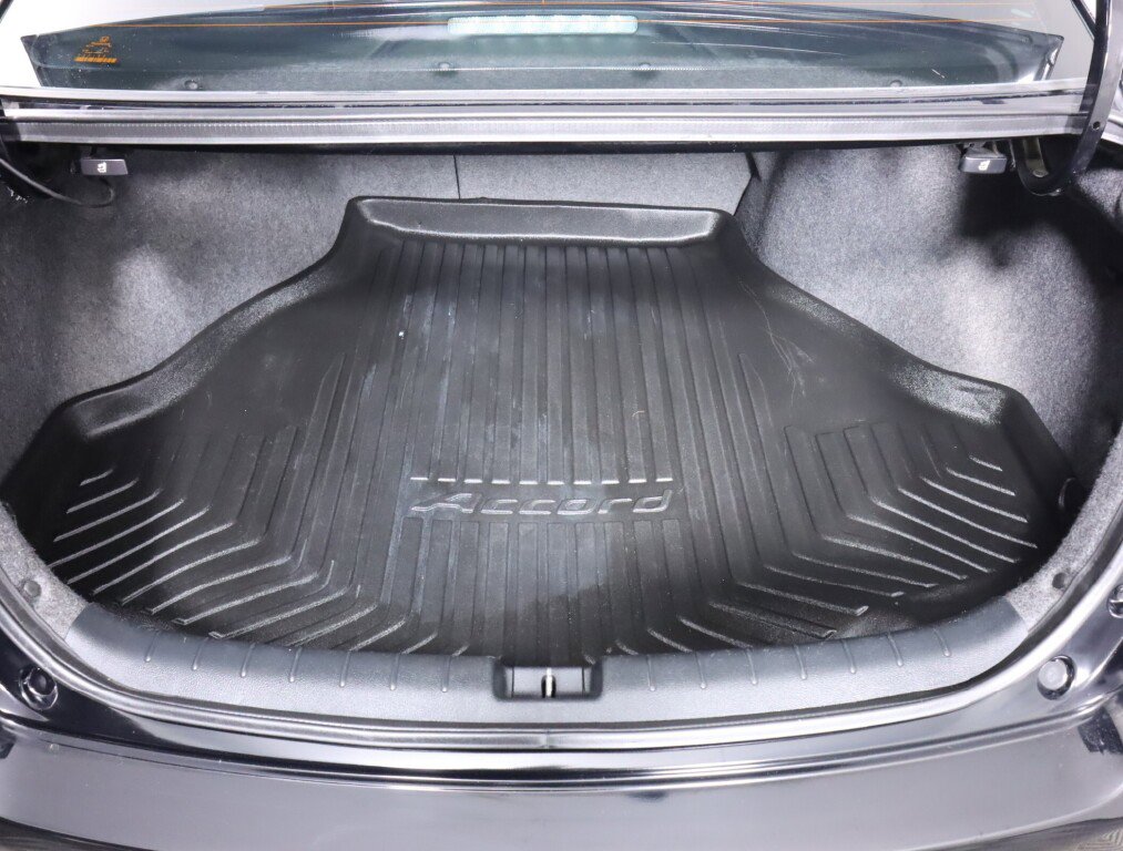 Used 2016 Honda Accord Sport image 30