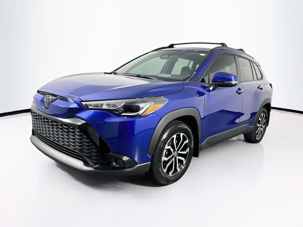 Used 2024 Toyota Corolla Cross AWD Hybrid image 3