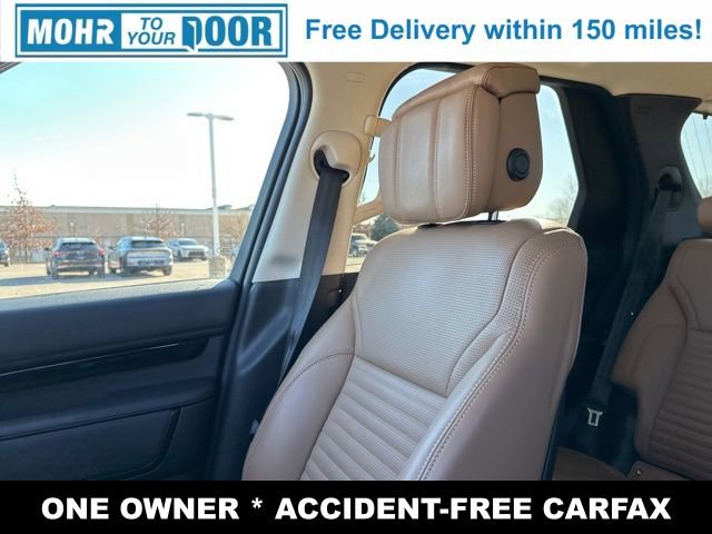 Used 2022 Land Rover Discovery S image 24
