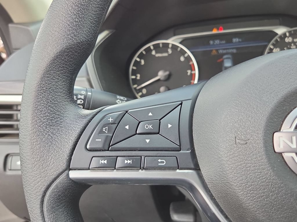 Used 2024 Nissan Altima 2.5 SV FWD image 18
