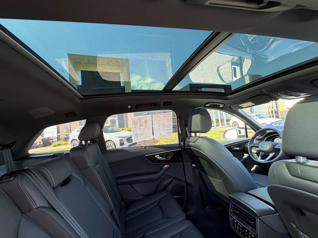 Certified 2025 Audi Q7 3.0T Premium Plus w/ Premium Plus Package AWD/4WD image 10