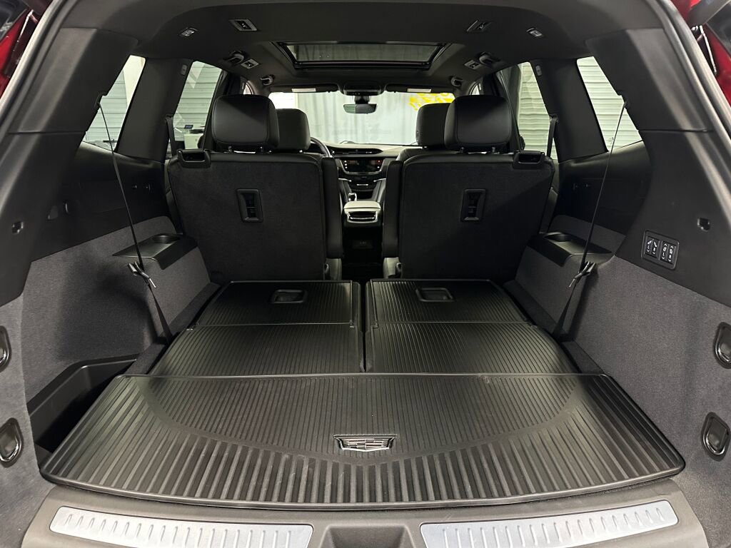 Certified 2025 Cadillac XT6 Sport w/ Technology Package image 33