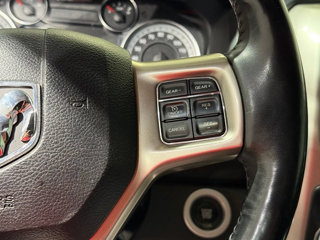 Used 2018 RAM 1500 Laramie w/ Convenience Group AWD/4WD image 23