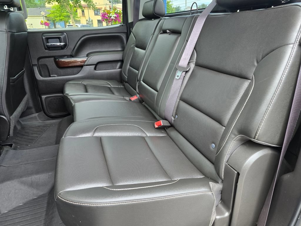 Used 2016 GMC Sierra 2500 SLT w/ Duramax Plus Package AWD/4WD image 23