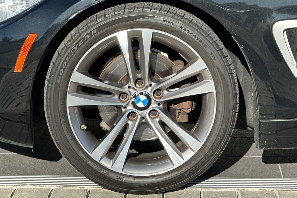 Used 2015 BMW 428i Convertible image 31