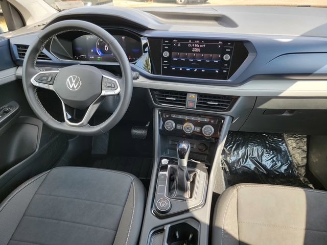 Used 2024 Volkswagen Taos SE image 34