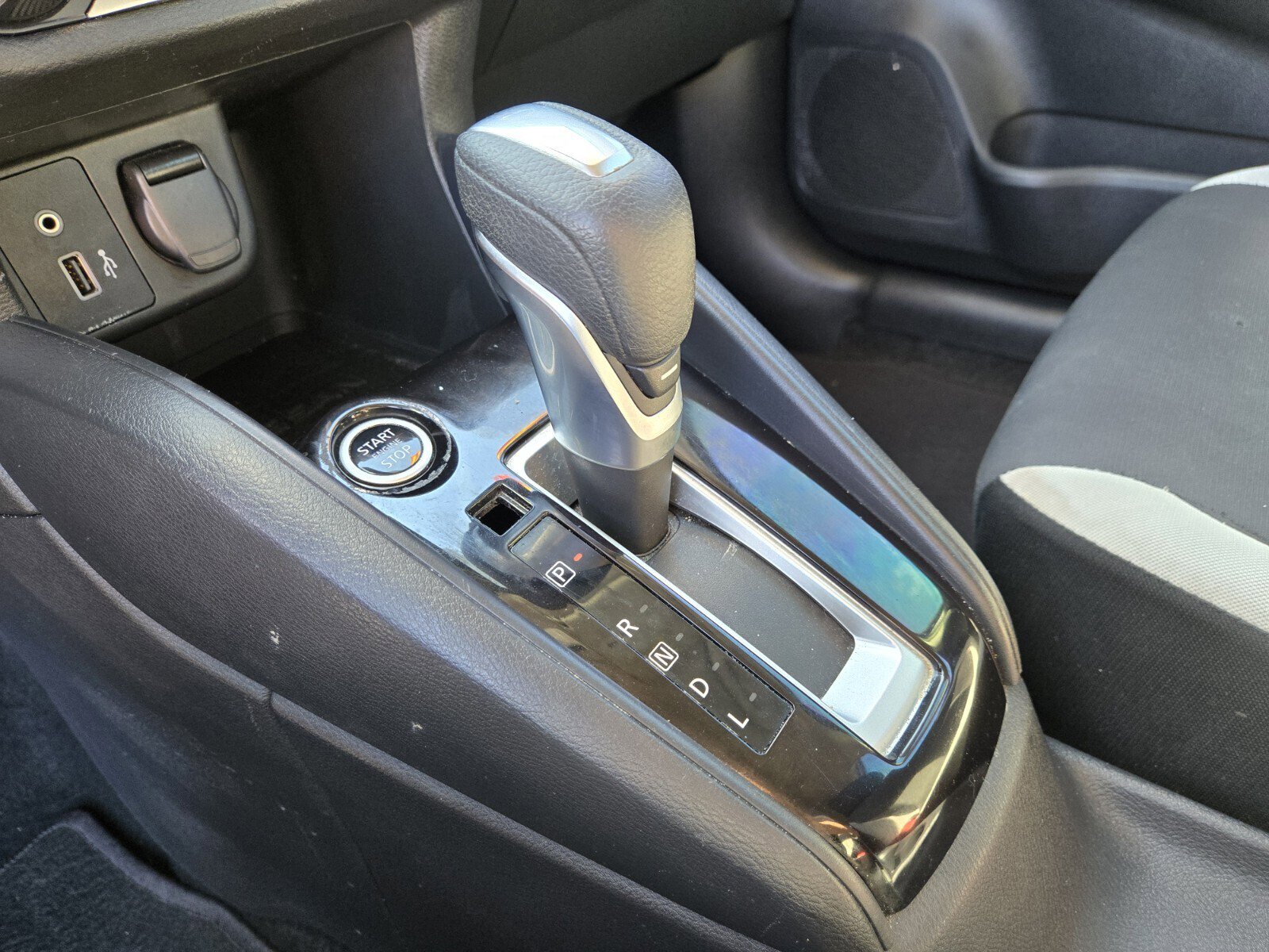 Used 2021 Nissan Versa SV image 19