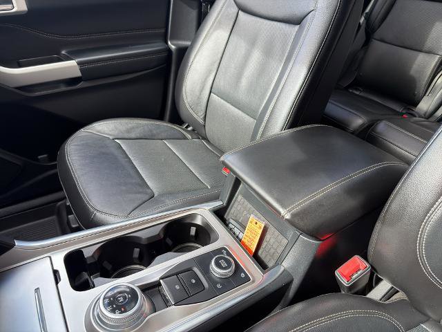 Certified 2020 Ford Explorer Limited w/ Class III Trailer Tow Package AWD/4WD image 32