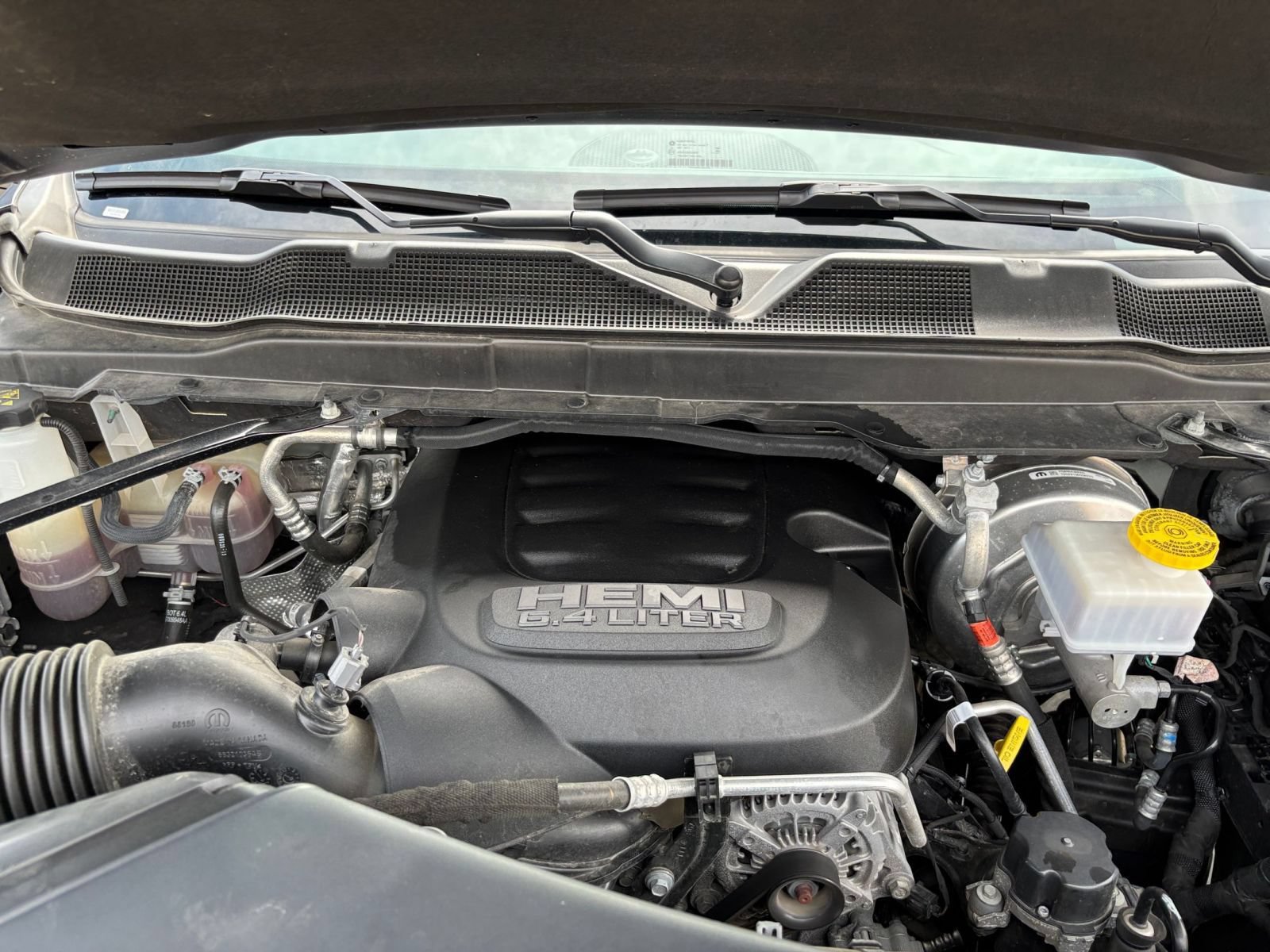 Used 2025 RAM 2500 Big Horn AWD/4WD image 30