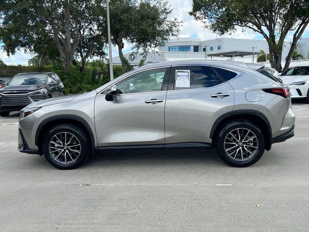 Certified 2025 Lexus NX 250 FWD w/ Accessory Package (2T) image 4