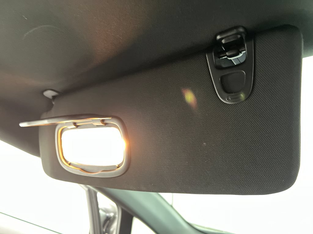 Used 2025 Chrysler Pacifica Select FWD image 74