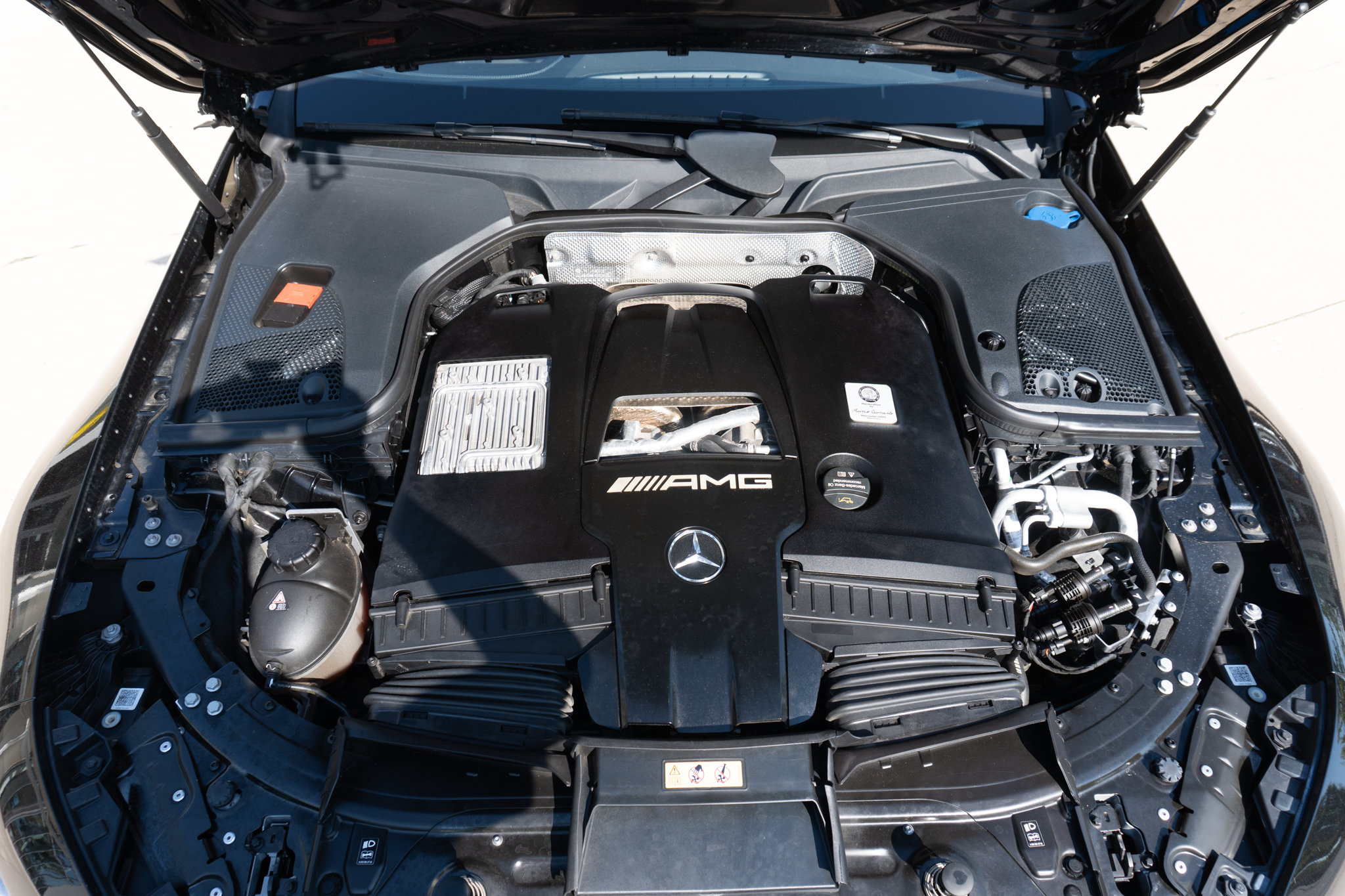 Used 2021 Mercedes-Benz AMG GT 63 image 40