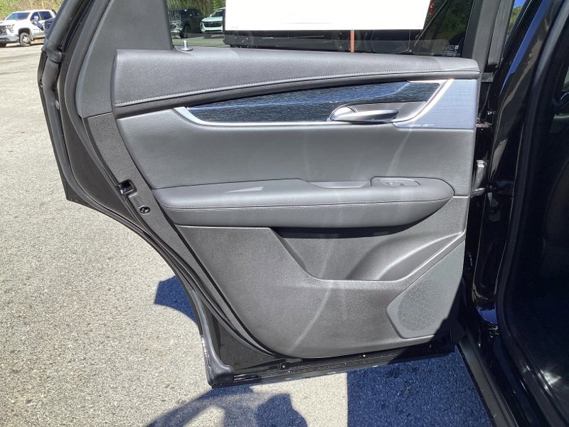 New 2025 Cadillac XT5 Premium Luxury w/ Technology Package image 9