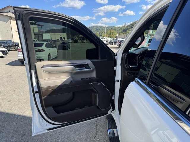 Used 2024 Chevrolet Silverado 1500 LTZ image 12