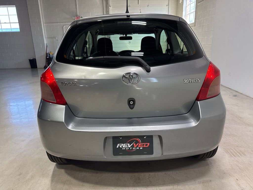 Used 2008 Toyota Yaris 2-Door Hatchback image 6