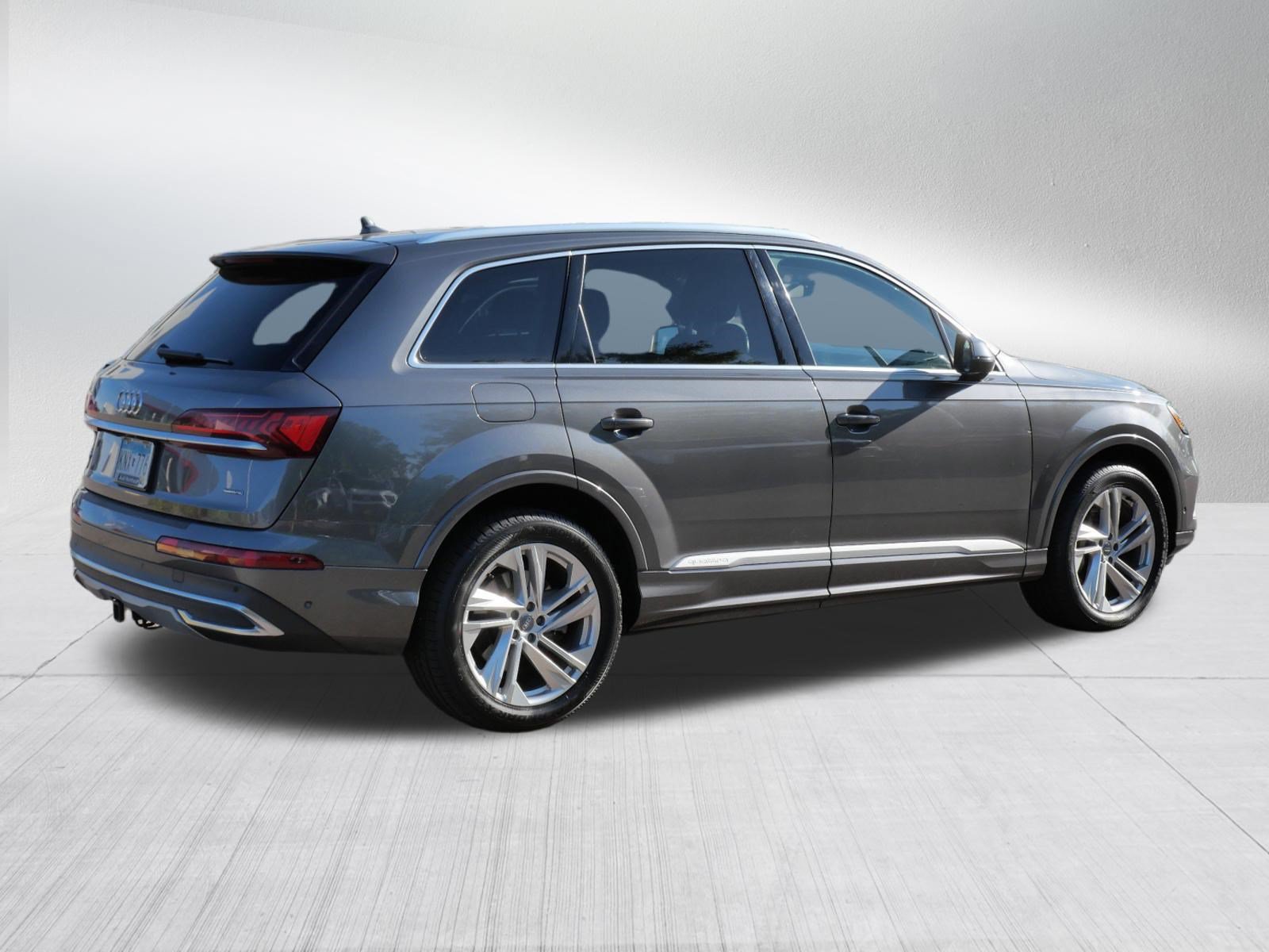 Used 2020 Audi Q7 3.0T Premium Plus w/ Premium Plus Package AWD/4WD image 7