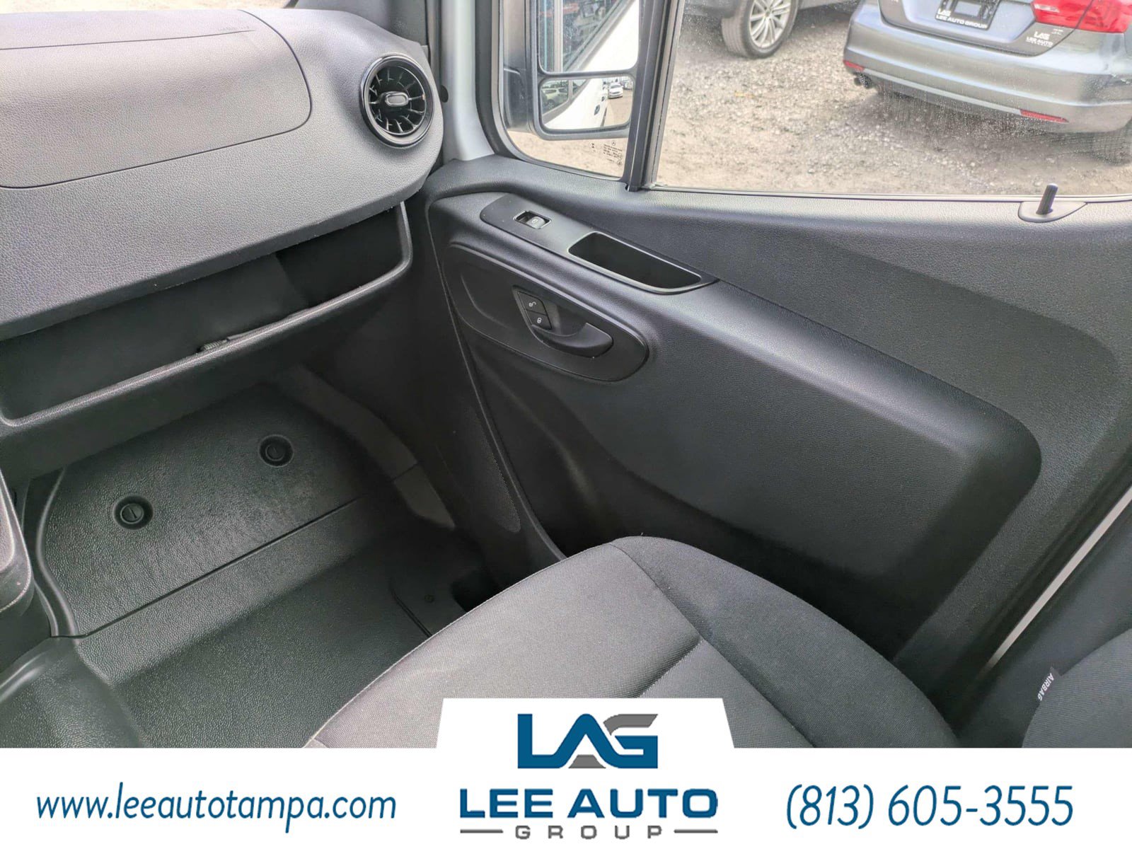 Used 2024 Mercedes-Benz Sprinter 2500 image 17