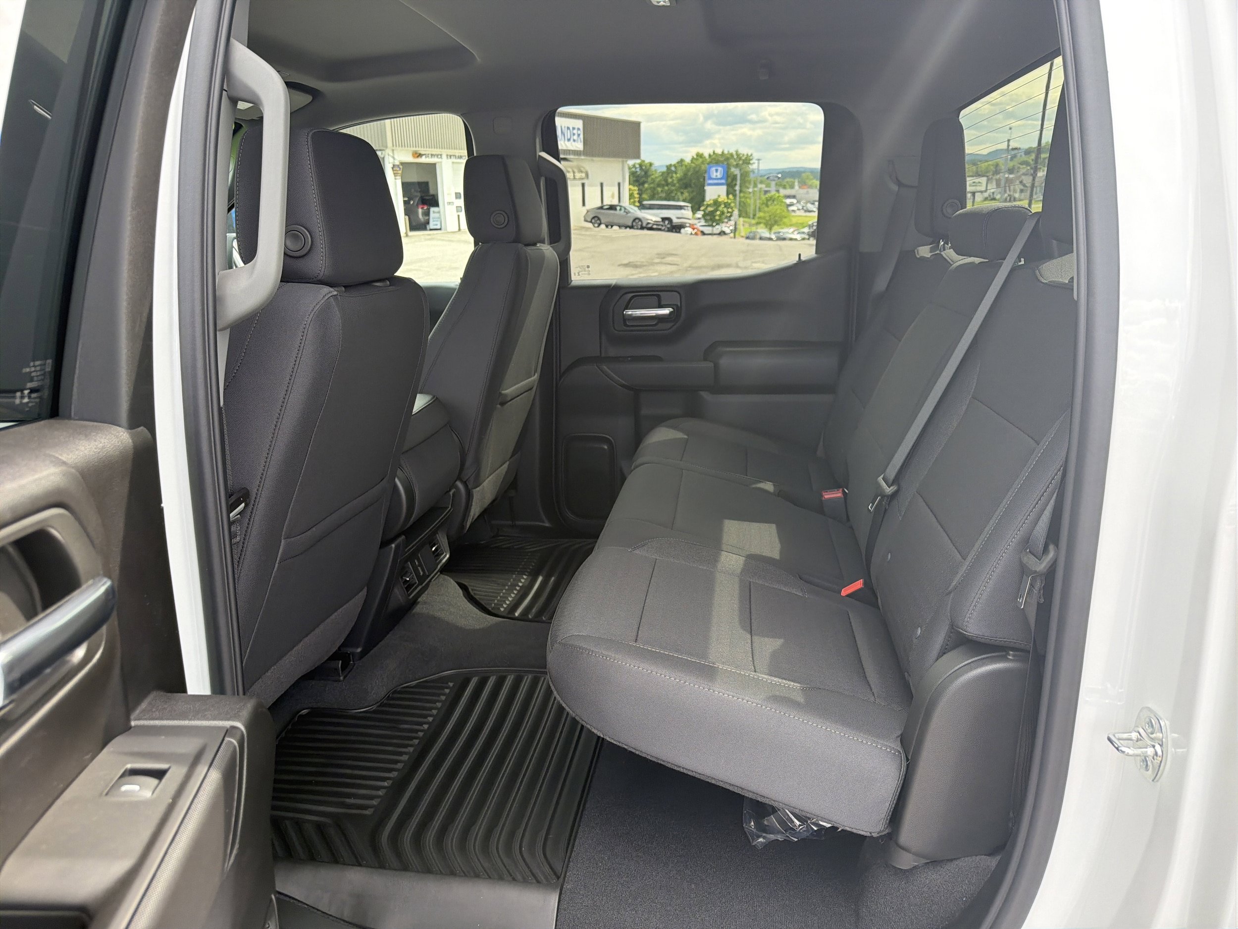 New 2026 Chevrolet Silverado 1500 Custom AWD/4WD image 25