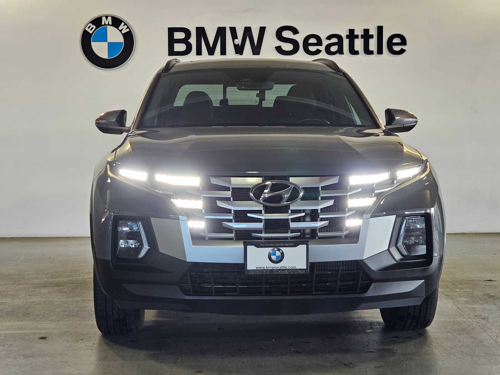 Used 2022 Hyundai Santa Cruz SEL Premium image 6