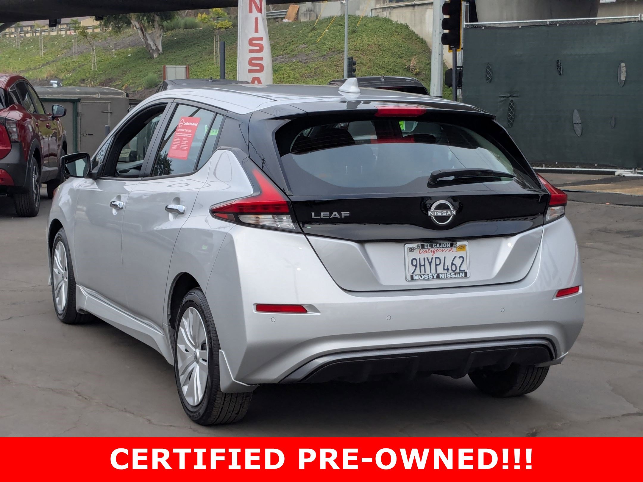 Certified 2024 Nissan Leaf S image 7