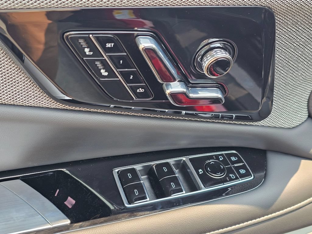 New 2026 Cadillac Optiq Sport 1 AWD/4WD image 22