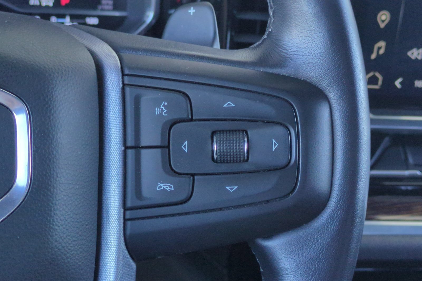 Used 2022 GMC Sierra 1500 Elevation w/ X31 Off-Road Package AWD/4WD image 36