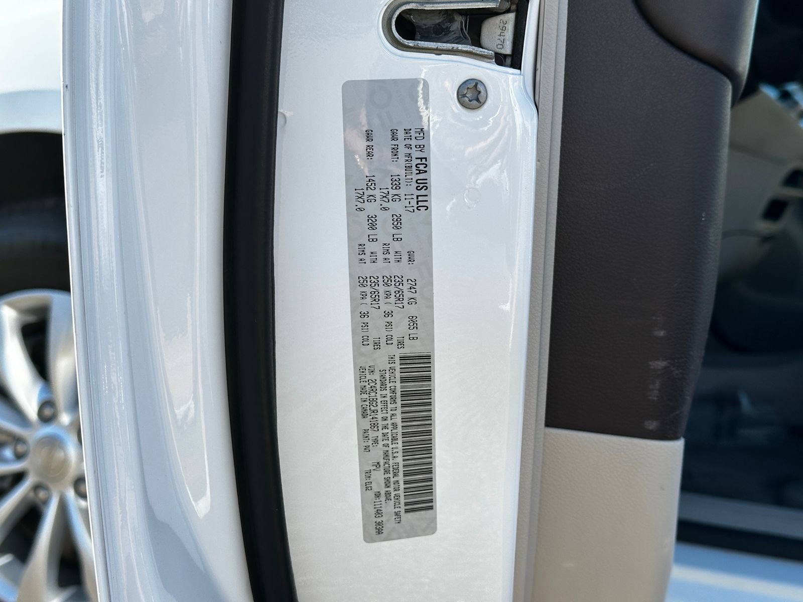 Used 2018 Chrysler Pacifica Touring-L image 35