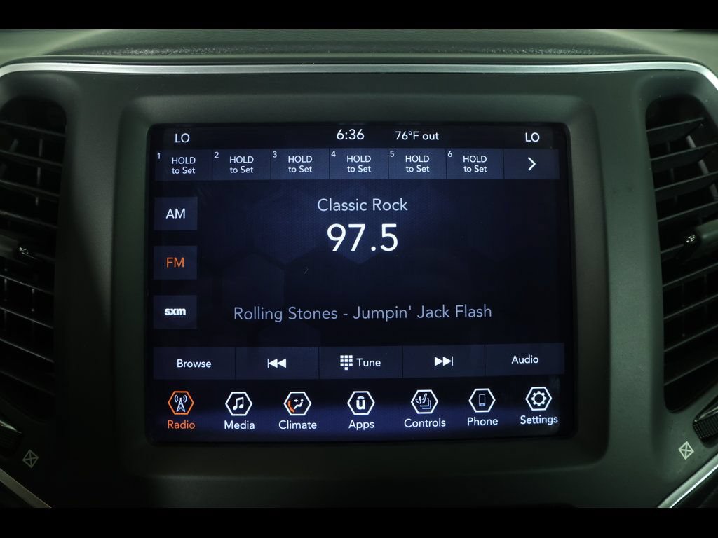 Used 2022 Jeep Cherokee Latitude Lux AWD/4WD image 27