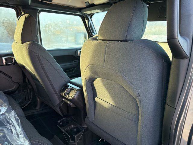 New 2026 Jeep Gladiator Willys image 29