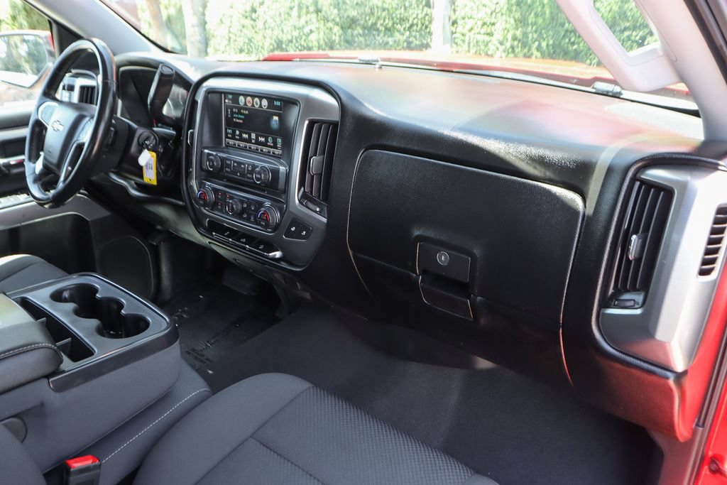 Used 2018 Chevrolet Silverado 1500 LT w/ All Star Edition AWD/4WD image 36