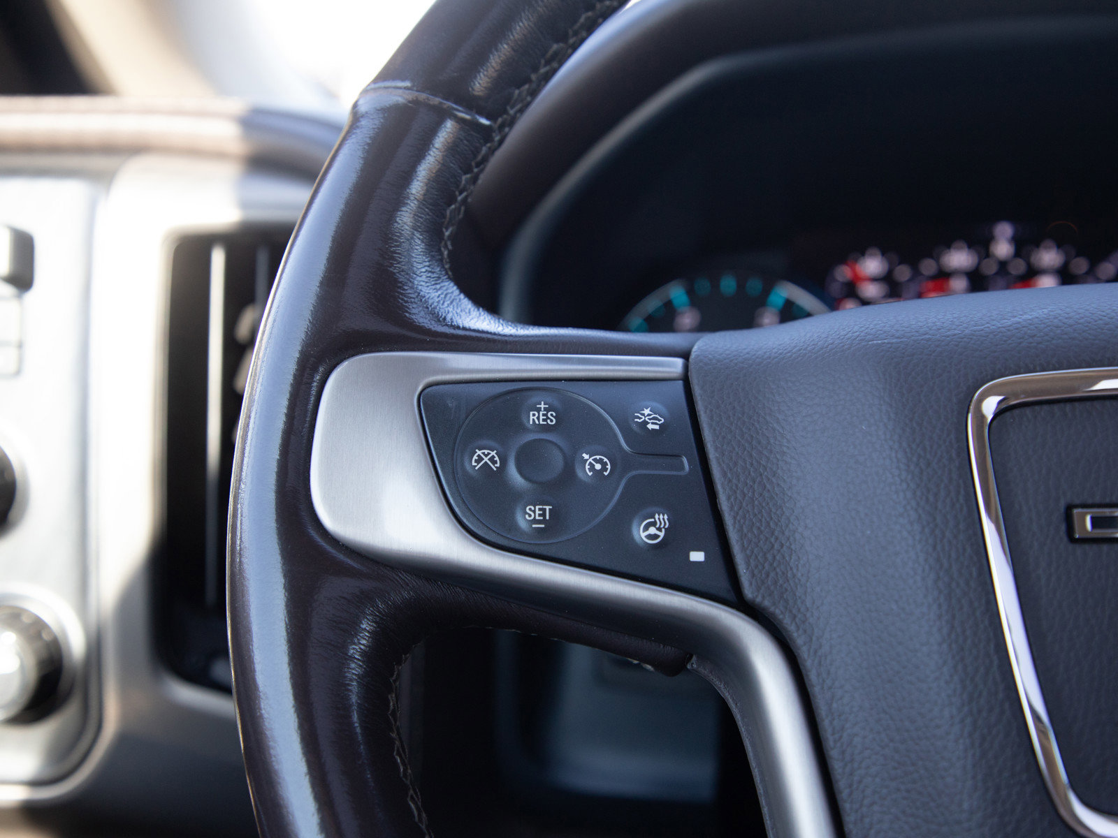 Used 2018 GMC Sierra 2500 Denali image 24